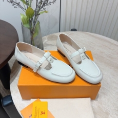 Louis Vuitton Flat Shoes